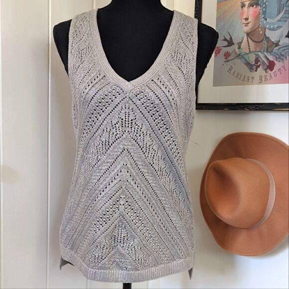 White House Black Market Metallic Sweater Vest XS Coastal Chic Preppy Glitter - Picture 3 of 12